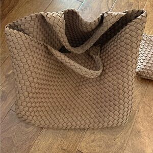 Elegant Tan Woven Tote Bag